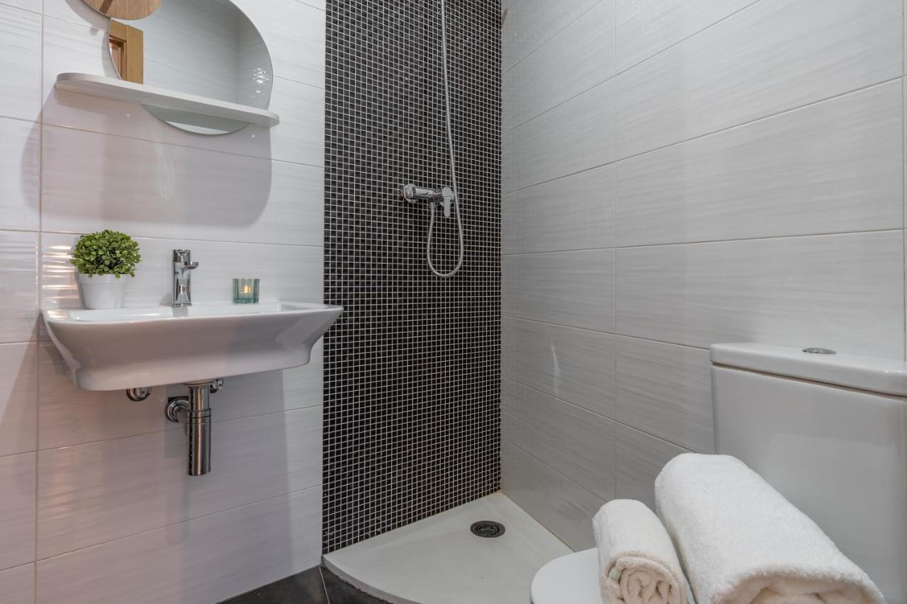 Tuguest Postigo II Catedral Apartment - Free Parking 格拉纳达 外观 照片